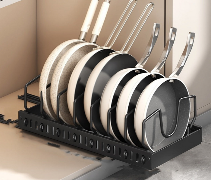 Organisateur coulissant pour poêles et casseroles